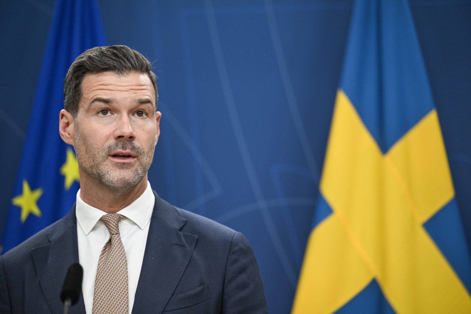 Förslag: Förnyad asylansökan i utlandet