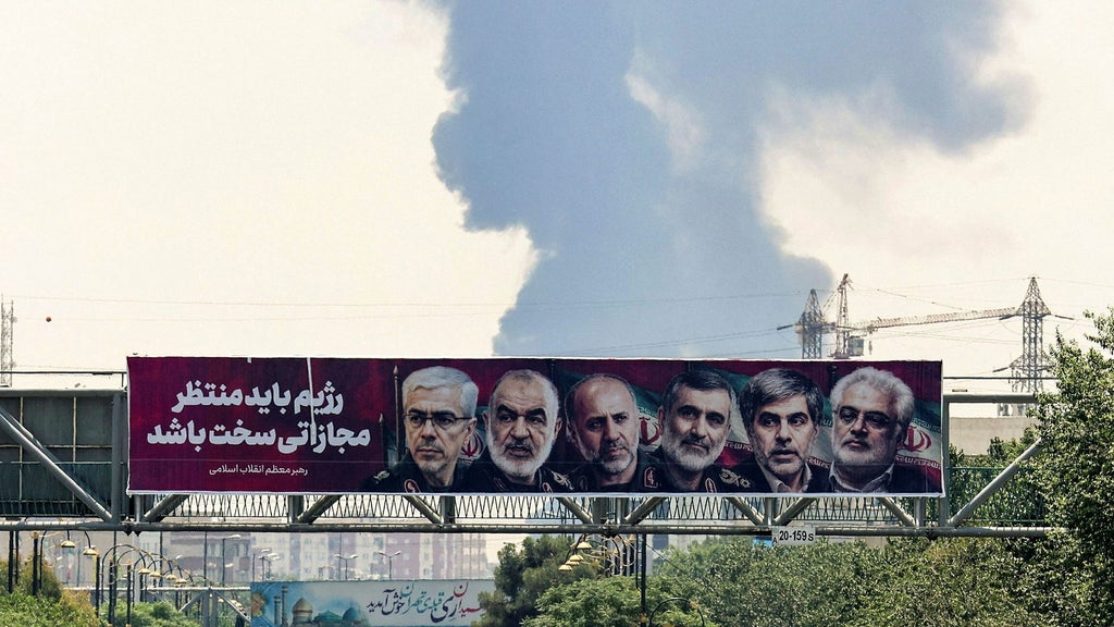 Irans uppmaning för att upptäcka Mossad: Solglasögon och hattar