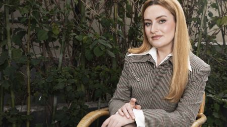 Amelia Dimoldenberg lanserar ny YouTube-serie om Formel 1