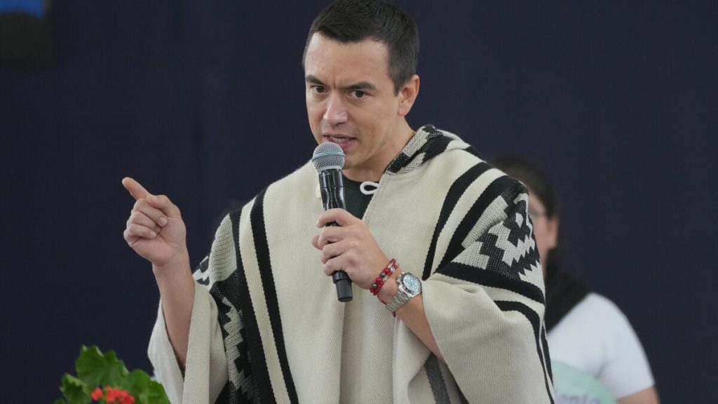 Ecuador-presidentens bilkortege måltavla för misstänkt skjutning