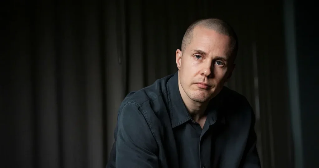 Kristoffer Viita: Hatarna borde sluta gnälla på min bok och i stället lyfta blicken