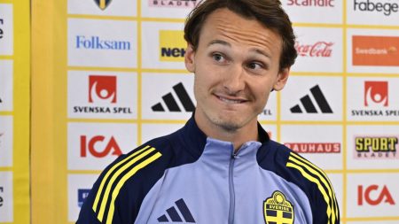 Hjalmar Ekdals frånvaro väcker frågor inför VM-kvalet