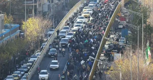 Irans regim skräms av protester – lovar dialog
