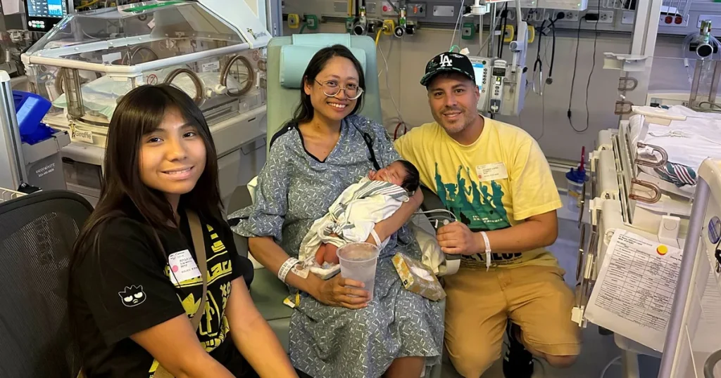 Bebisen Ryu blev till utanför mammans livmoder – ”Färre än en på miljonen”