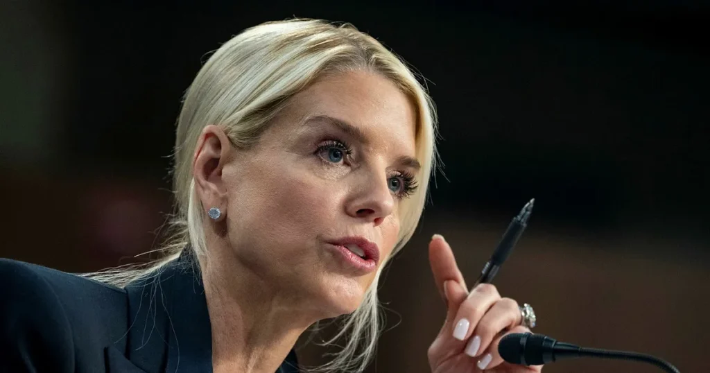 Journalists hem genomsökt efter Pentagonläcka