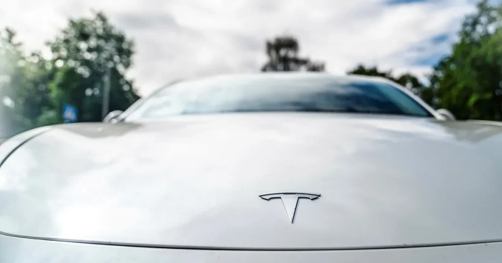 Svag uppgång för bilbranschen