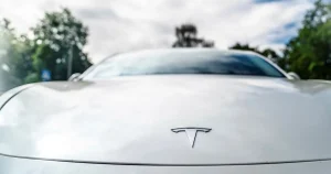 Svag uppgång för bilbranschen