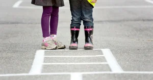 Vesna Prekopic: Det är väl värre att barn inte kan prata, än att de inte kan läsa?