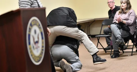 Trumps hårdaste kritiker i kongressen attackerades i Minneapolis