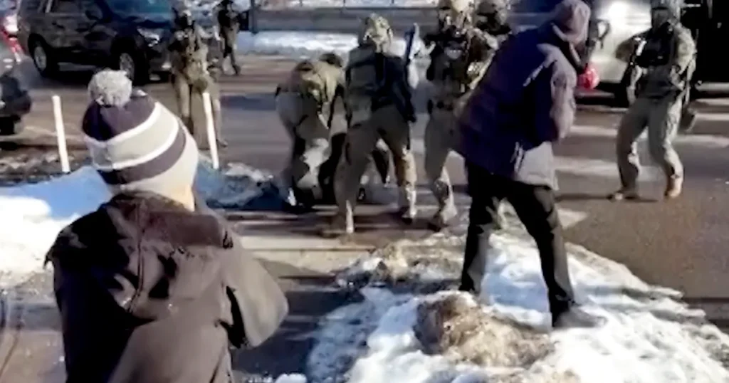 Ny video: Alex Pretti i bråk med agenter – elva dagar före mordet