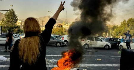 Lisa Magnusson: Är hon på väg att stjälpa hela Irans diktatur?