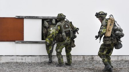 Tre misstänkta för brott efter dödlig granatincident vid Markstridsskolan i Kvarn i höstas