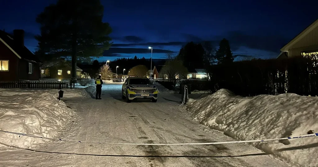 Kvinna död i våldsdåd i Boden – man ihjälskjuten av polis