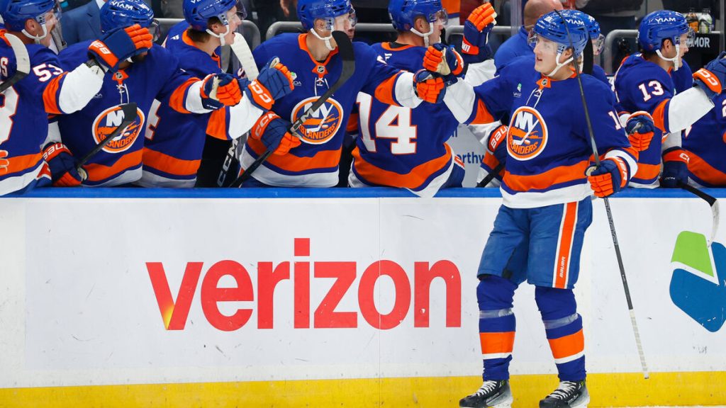 Holmström gör avgörande mål för New York Islanders i 4-3-seger mot Minnesota