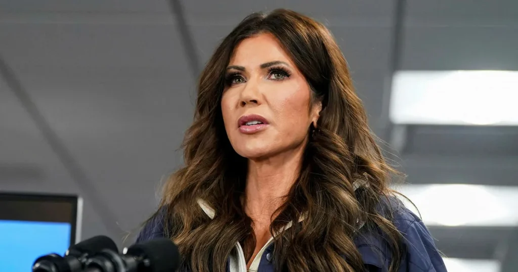 Demokraterna utreder Kristi Noem – vill ställa ministern inför riksrätt