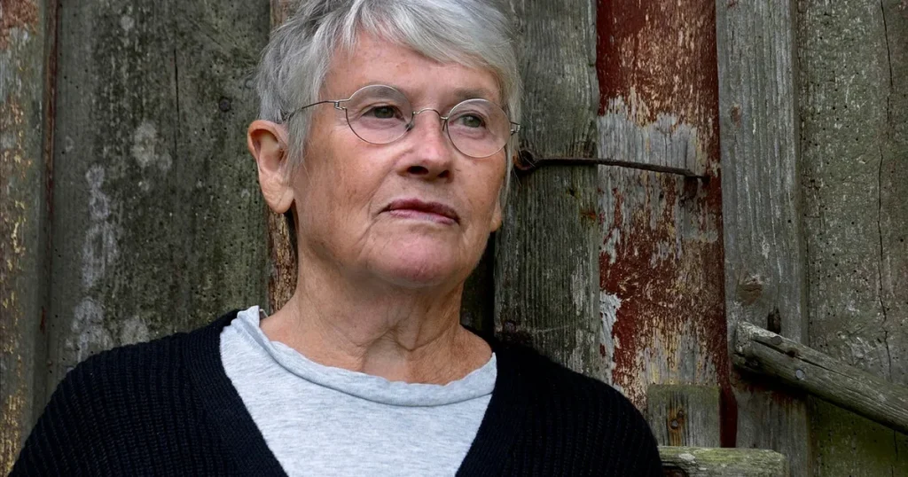 Boklistan vecka 4: Ny etta på listan, pest eller AI, tankstrecksträsk och kulturhat