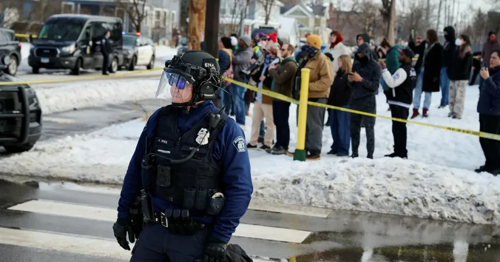 Minneapolis borgmästare kritiserar ICE-skjutning