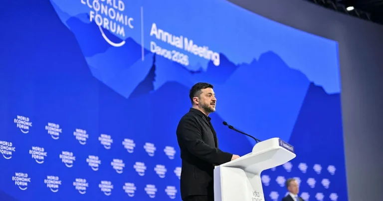 Zelenskyj: Trepartsmöte med Ryssland och USA i helgen