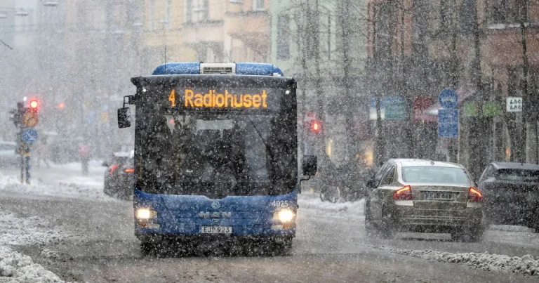 Oppositionens krav efter snökaoset: ”Be om ursäkt”