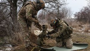 Varannan svensk stödjer att skicka fler vapen till Ukraina