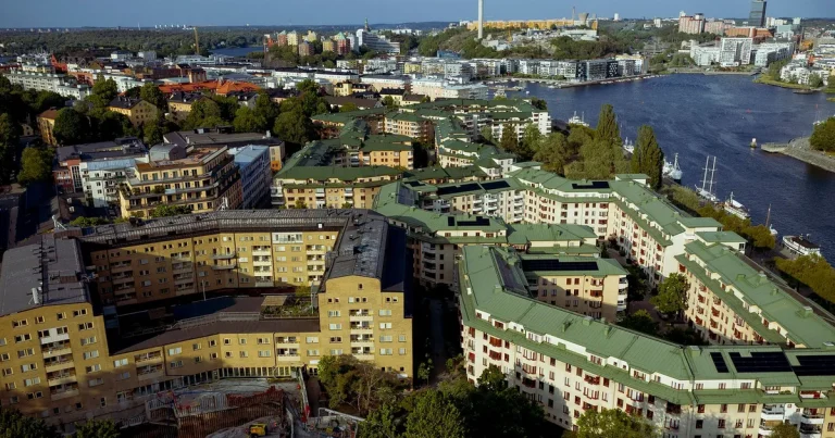 Svensk bomarknad oroar finska experter