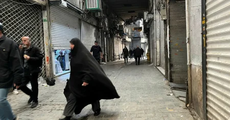 Nathan Shachar: Irans regim måste snart välja: folkets behov – eller de privilegierades förmåner