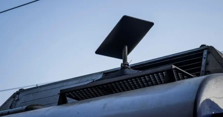 Insmugglad teknik kopplar upp Iran i hemlighet