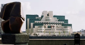 Brittisk underrättelsetjänst: Matbrist och kaos väntar när ekosystemen faller