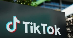 Tiktok anklagas för ICE-censur