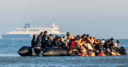 41 000 flyktingar korsade Engelska kanalen i småbåtar