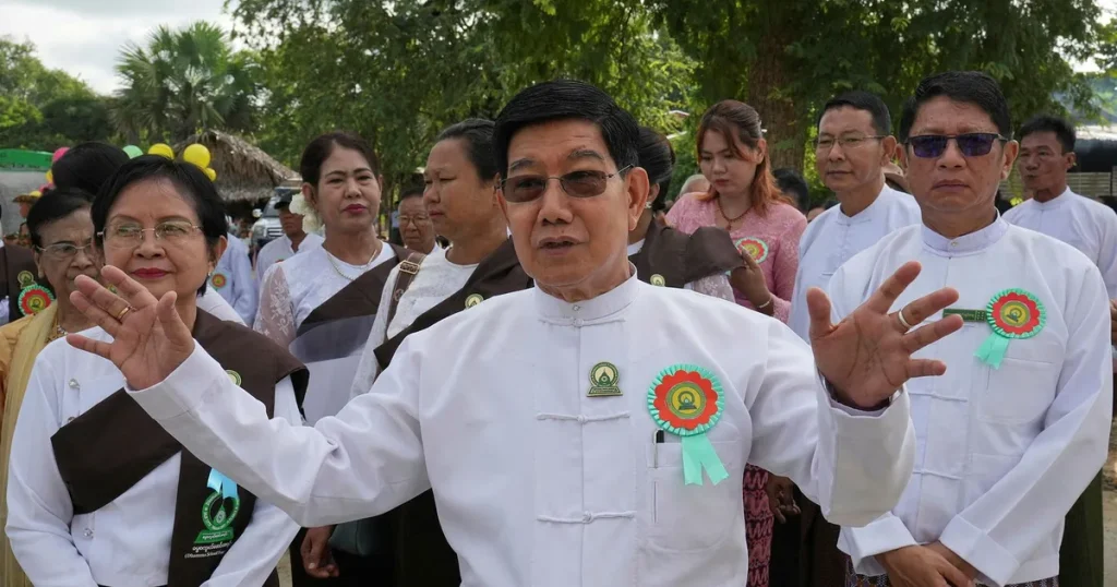 Myanmar-juntans nya strategi: Byter till civila kläder