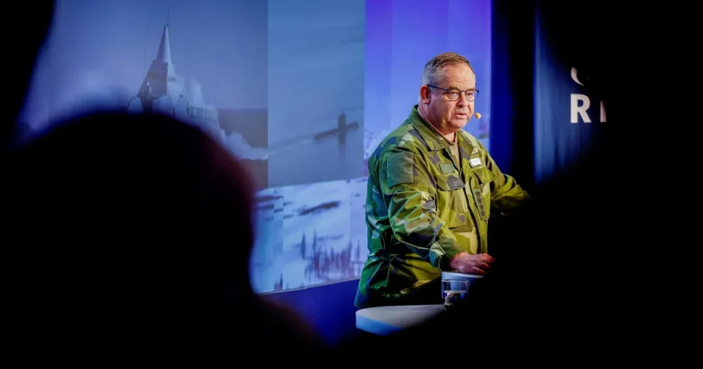 Sveriges ÖB: Grönlandskrisen gynnar Ryssland