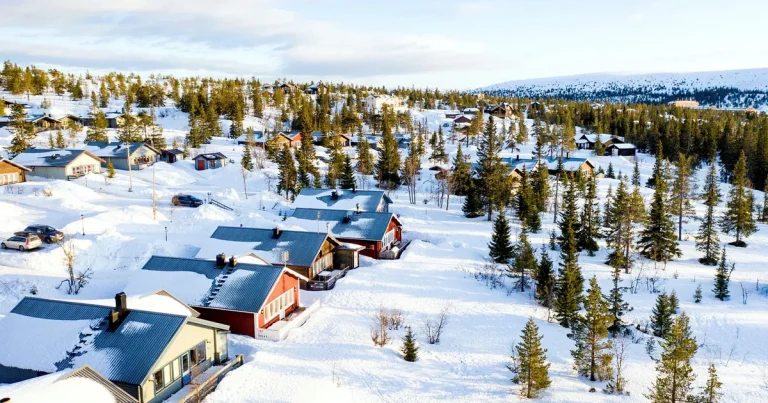 Prislyft för bostadsrätter i populära skidorter