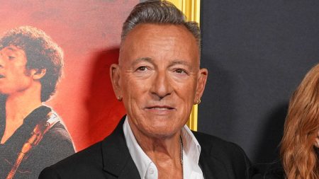 Trump avfärdar Bruce Springsteens protest som irrelevant