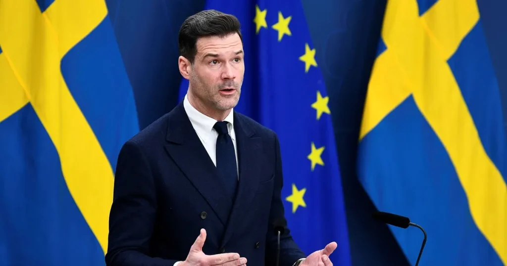 Susanne Nyström: Hur tondöv får en regering egentligen vara?