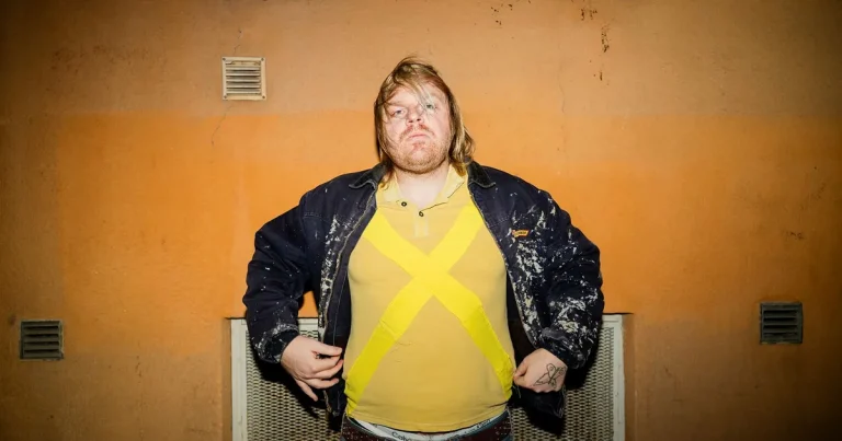 Hannes släpper debutalbum: ”Jag har ett bottenlöst bekräftelsebehov”