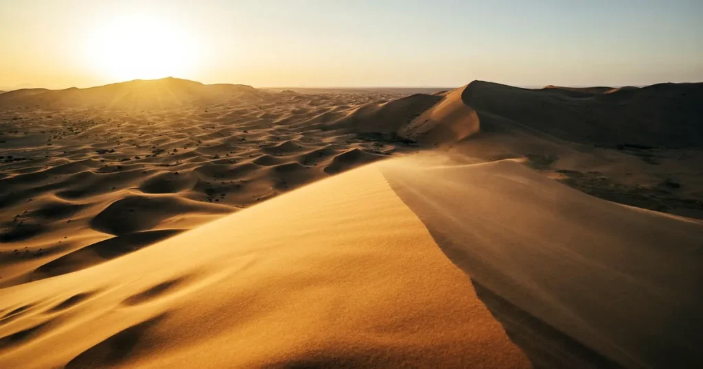 Blodregn från Afrika på väg mot Sverige