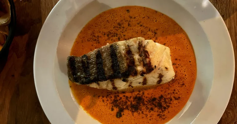 Lennart & Bror Fisk serverar skaldjur i en avslappnad miljö