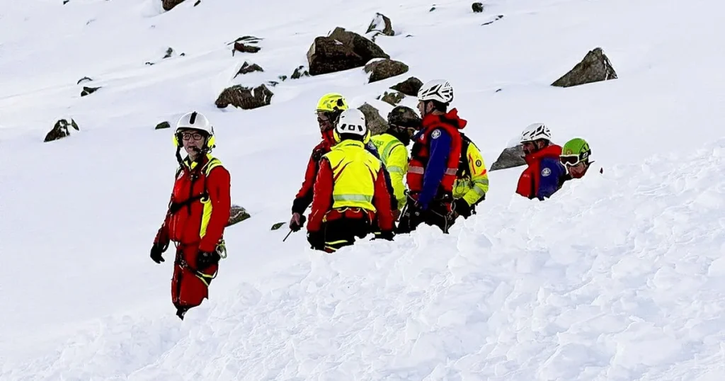 Dystert facit: Hittills 98 döda i laviner i år