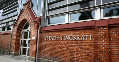 Rättegång mot hästföretagare: Misstänks ha drogat och våldtagit anställda
