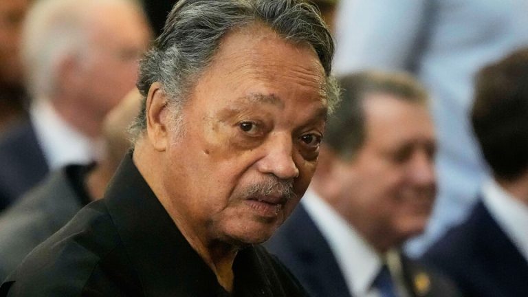 Jesse Jackson, aktivist för medborgerliga rättigheter, död vid 84 års ålder
