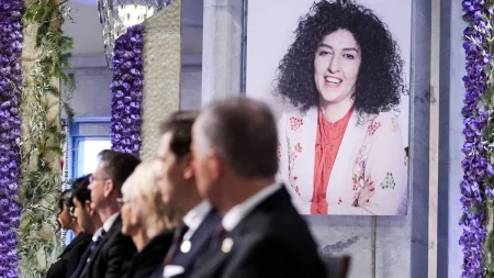 Nobel fredspristagare Narges Mohammadi flyttad till fängelse i Zanjan