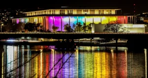 Trump stänger Kennedy Center i två år – ska renoveras