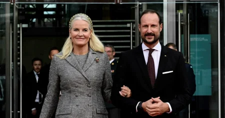 Malin Ullgren: Mette-Marit tyckte att Epsteins beteende var värt en smiley