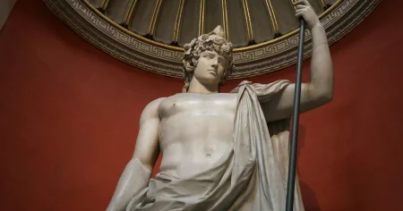 Modigt om kejserliga övergrepp som klassresans pris