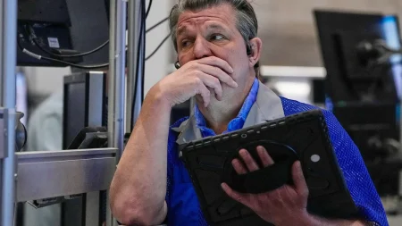 Rött på Wall Street när Nvidia fortsätter att falla