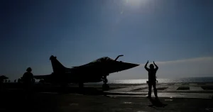 Erik de la Reguera: På bara några timmar skulle franska kärnvapen kunna finnas i Sverige