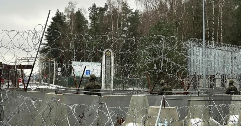 Ryssland smugglar migranter genom hemliga tunnlar