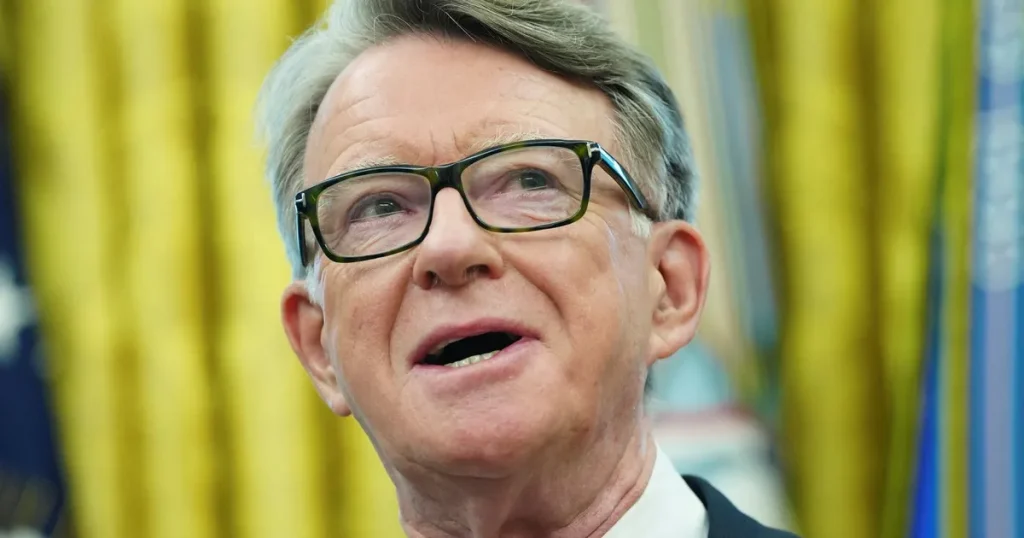 Brittisk toppolitiker var ”bästa kompis” med Epstein – lämnar politiken