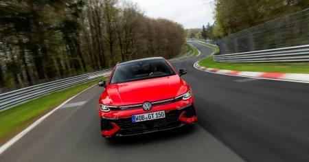 Volkswagen Golf GTI firar 50 år